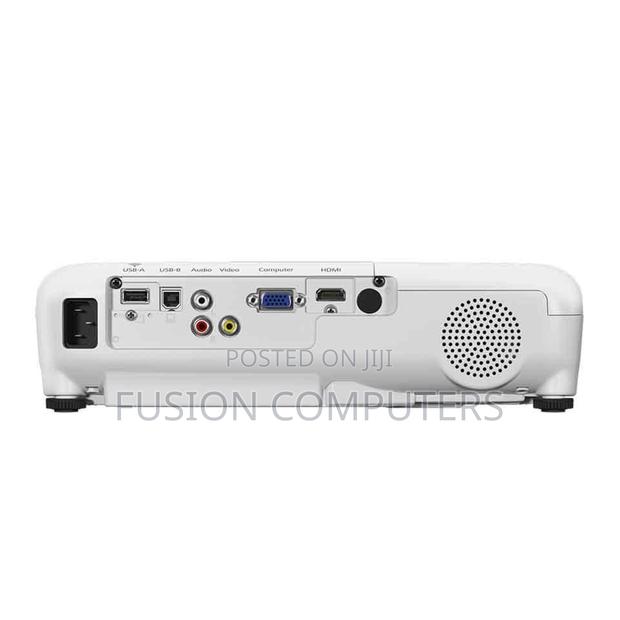 Epson EB-W06, 3700 Lumen 3LCD WXGA Projector - thumbnail 2