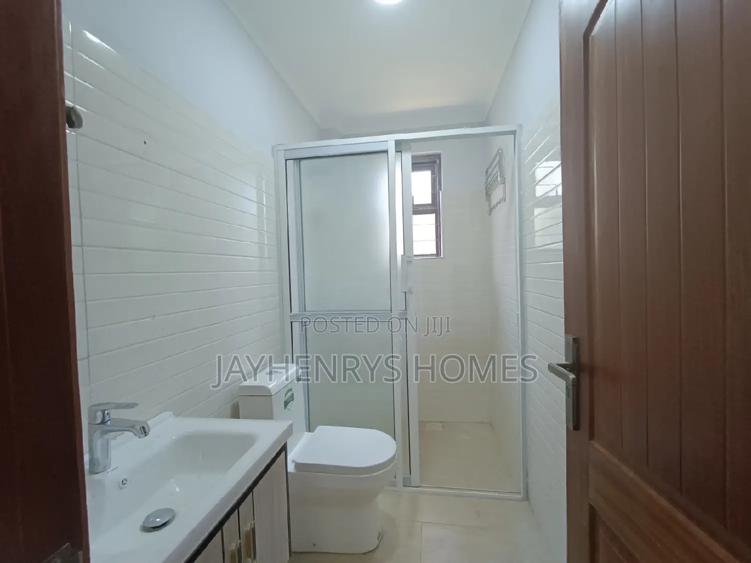3bdrm House in Thome Estate for rent