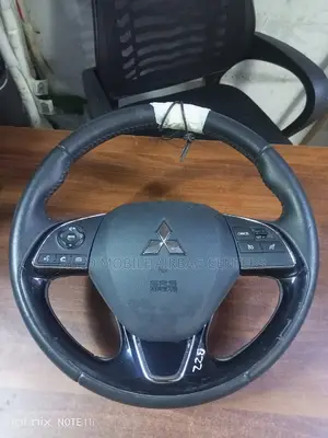 Mitsubishi Mirage Steering and Dashboard Airbags