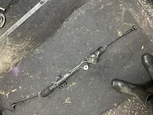 Steering Rack B15