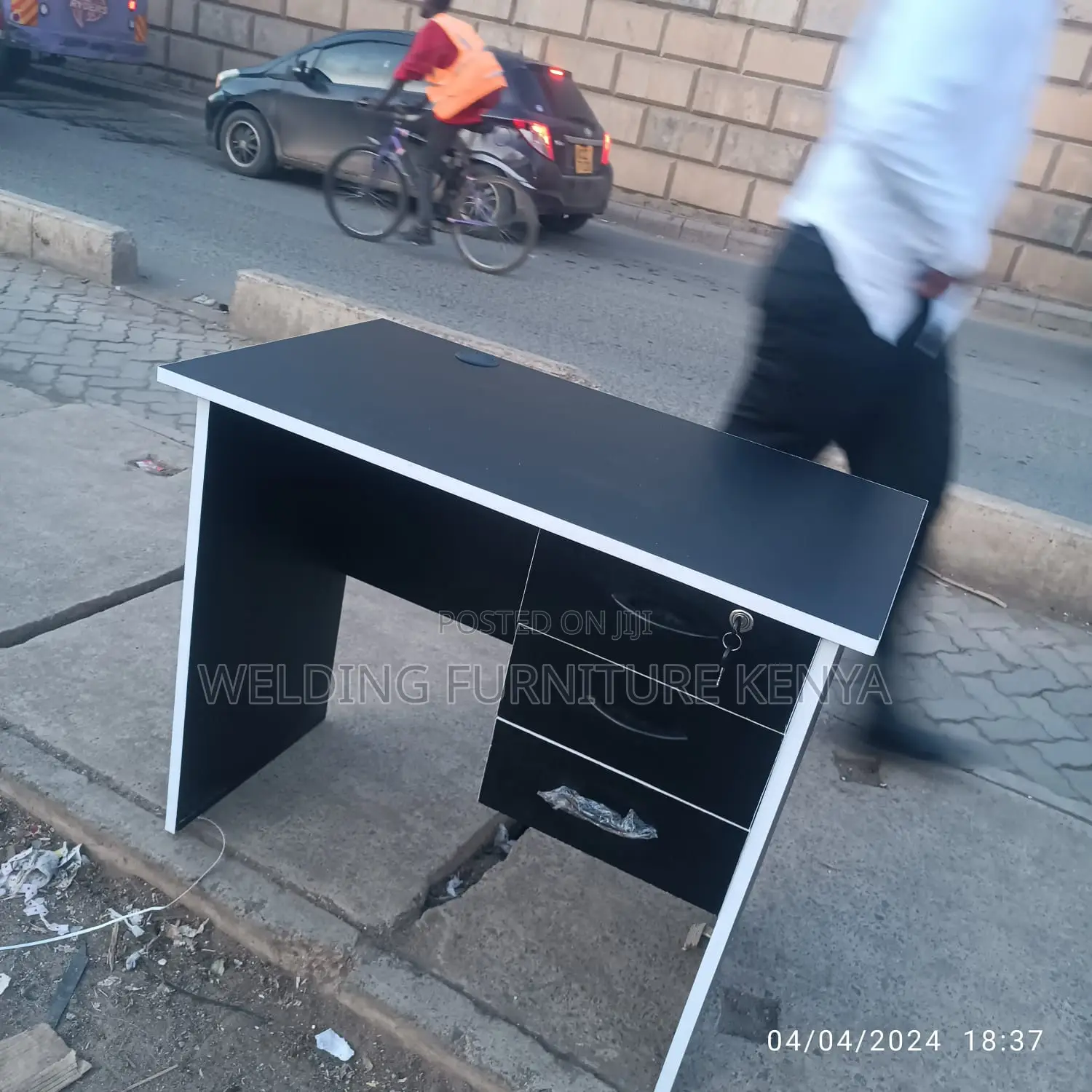 1.2m Office Desk Office Desk Office Desk Office Desk