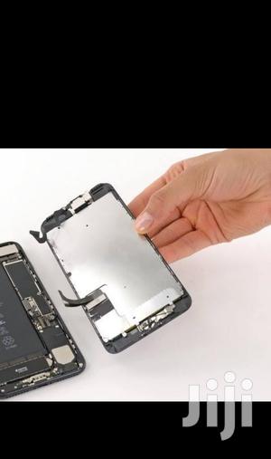 All iPhones Screens Replacement Services Available