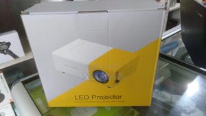 Mini Projector - main view