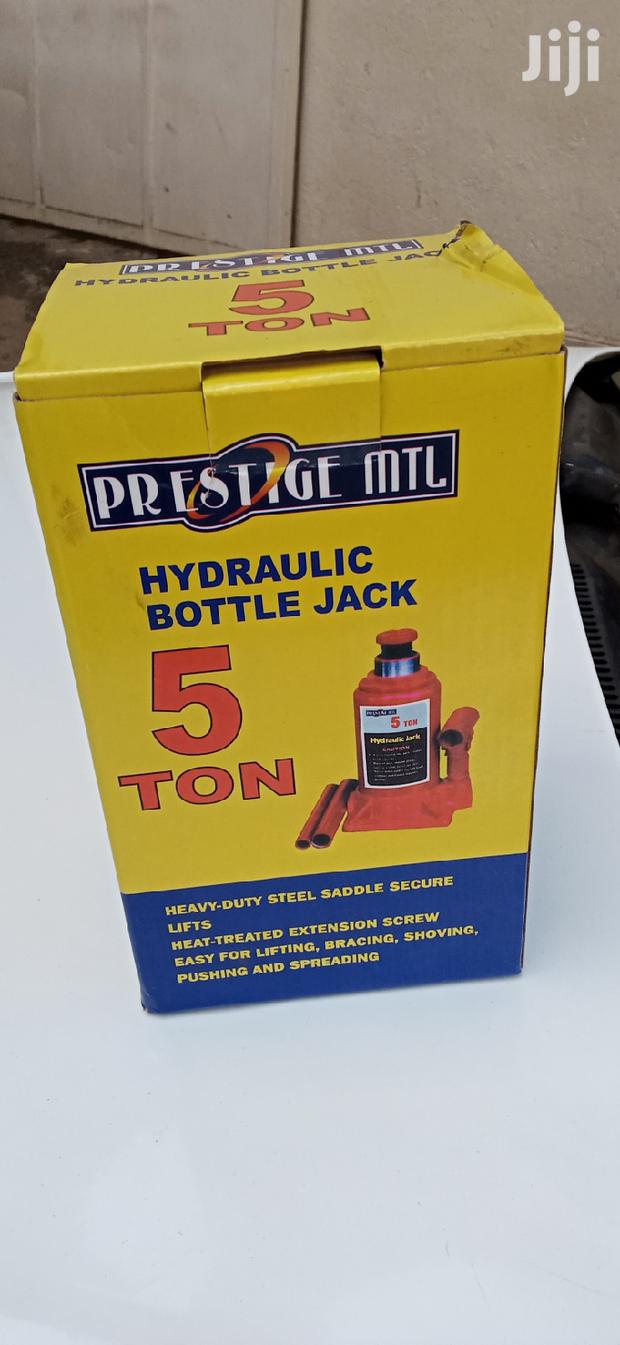 New 5ton Hydraulic Bottle Jack.