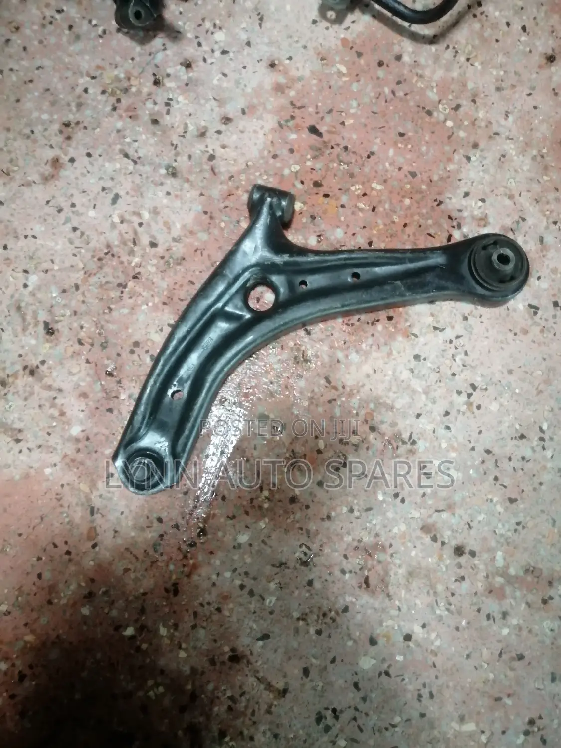 Control Arm Mazda Demio