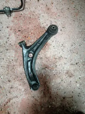 Control Arm Mazda Demio