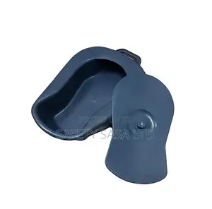 Unisex Polypropylene Bed Pan With Lid