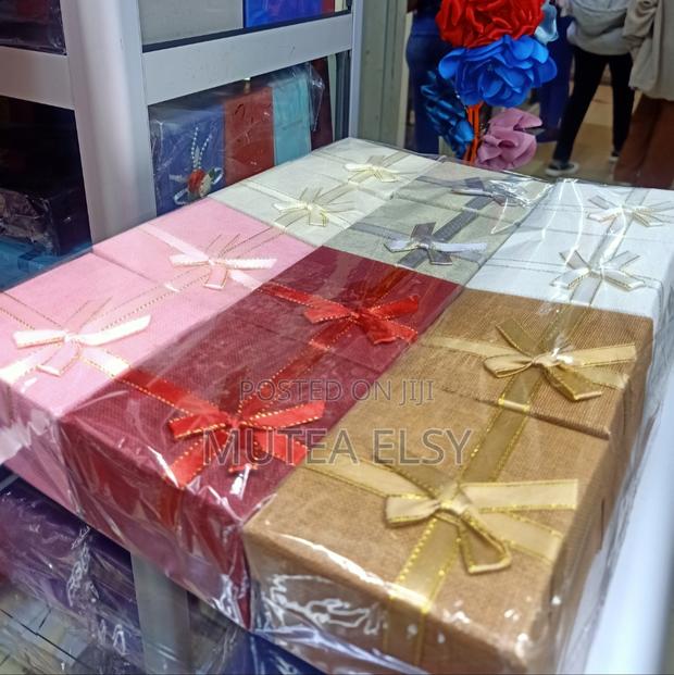 White,Red,Pink,Cream White Watch Gift Boxes - thumbnail 2