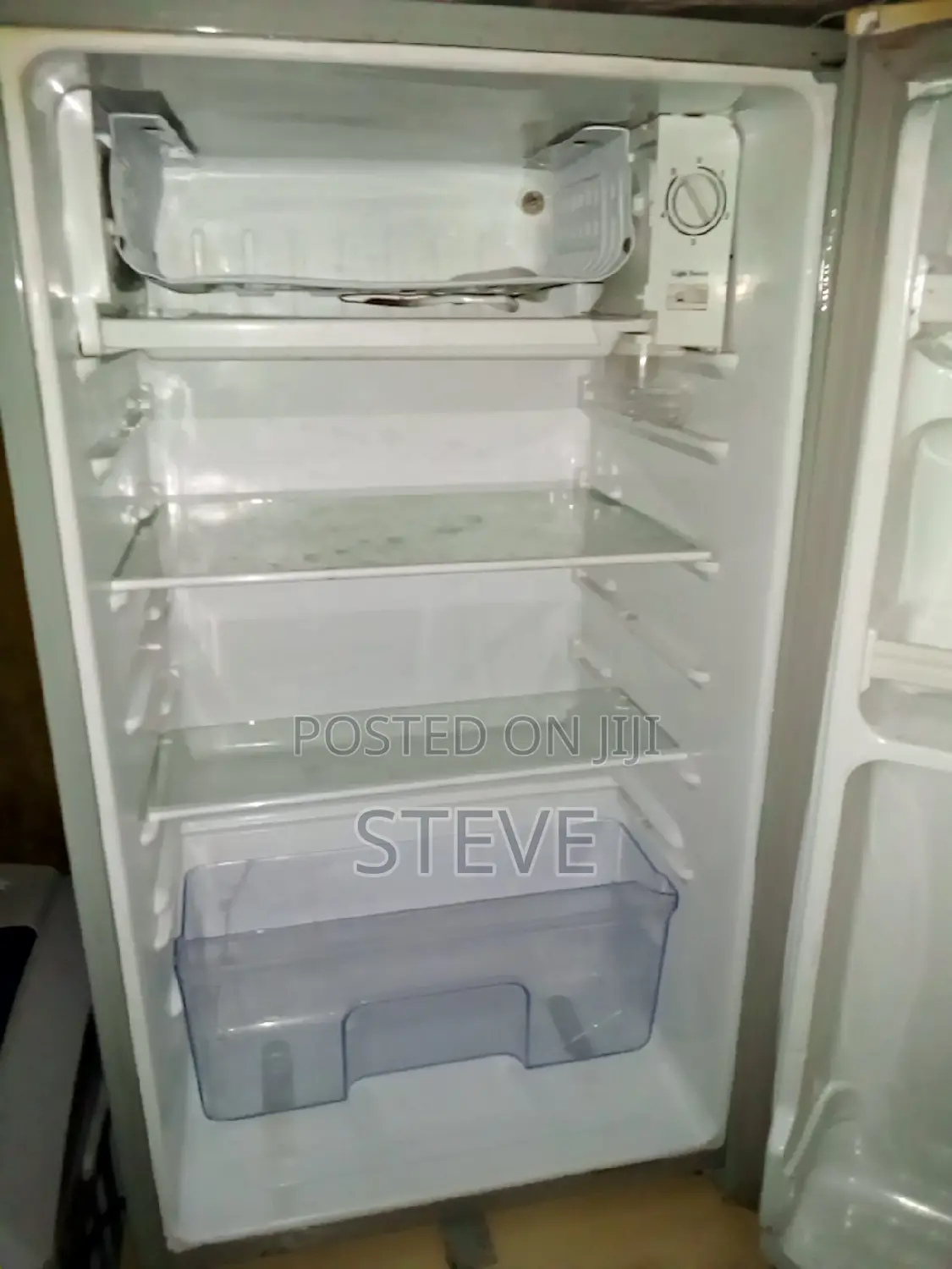 RAMTONS 90ltr Energy Saver, Glass Shelves,Mint Condition