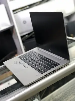 Laptop HP EliteBook 845 G7 16GB AMD Ryzen 5 SSD 256GB