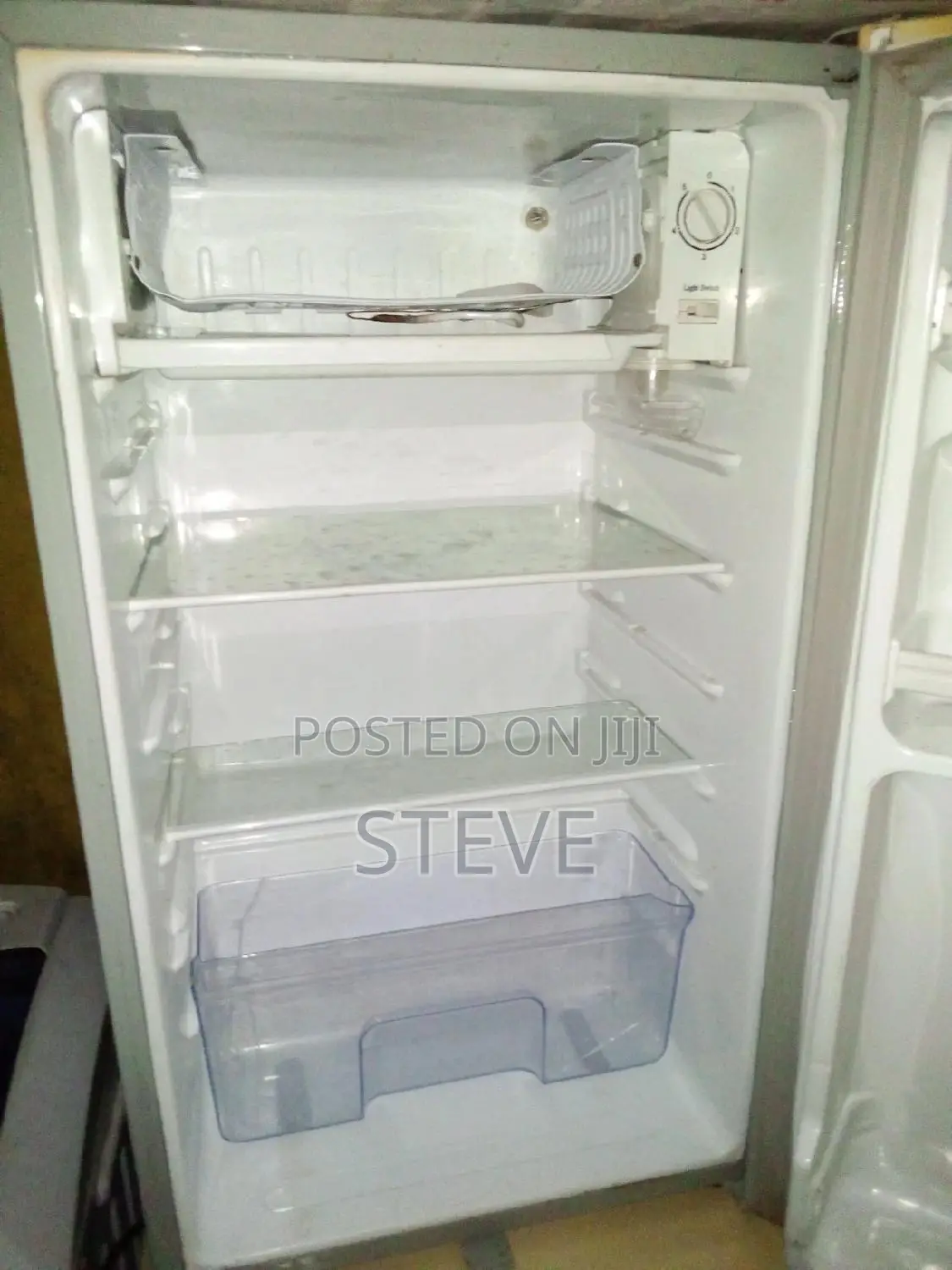 RAMTONS 90ltr Energy Saver, Glass Shelves,Mint Condition