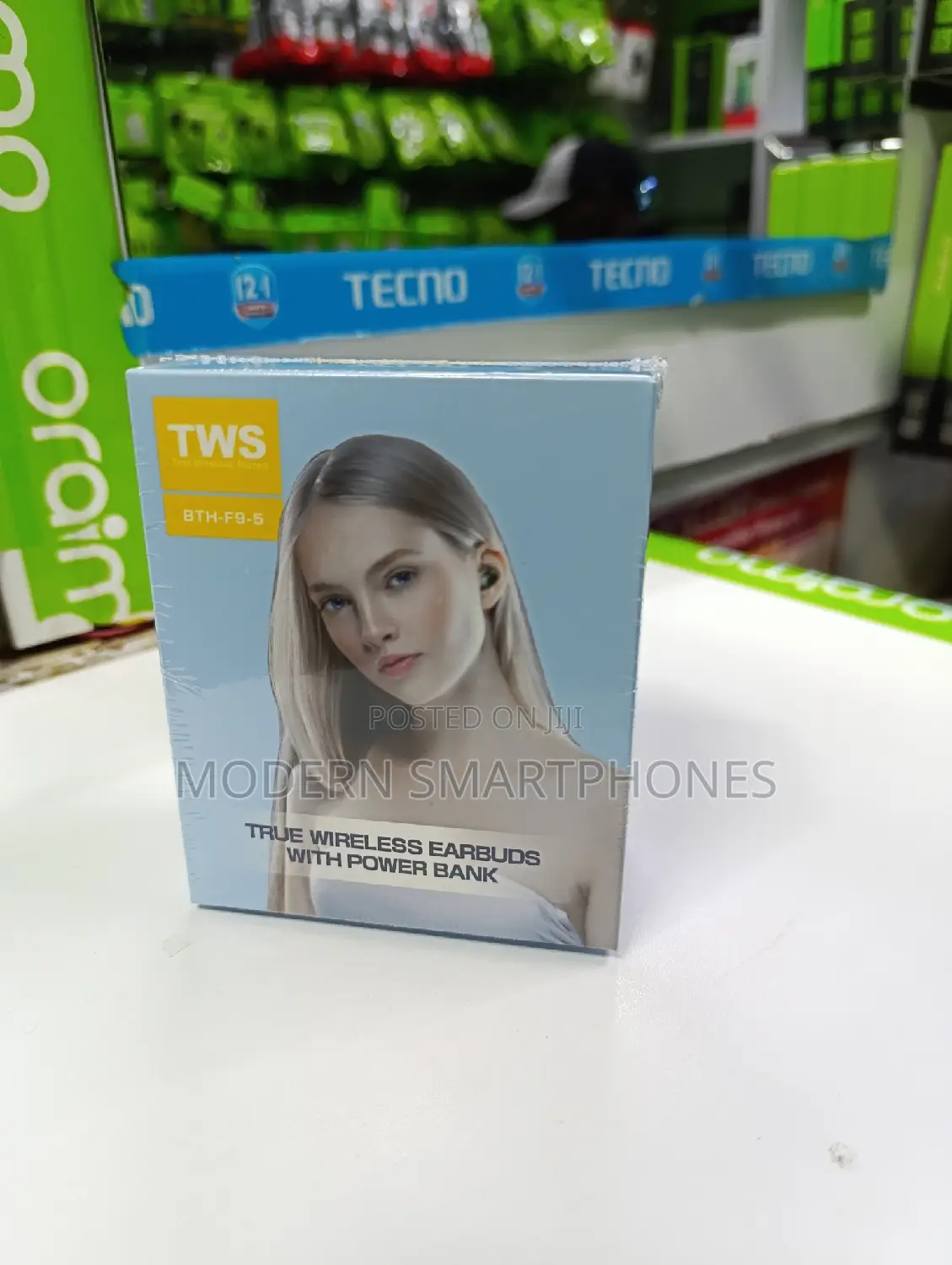 True Wireless Earbuds With Power Bank