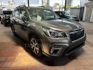 Subaru Forester 2018 Gray