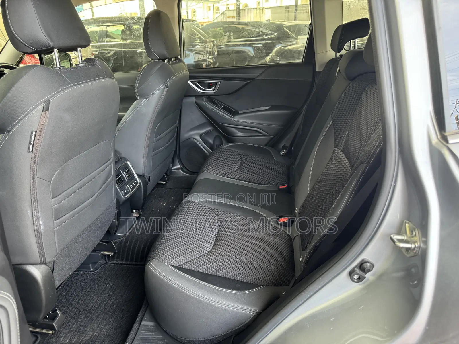 Subaru Forester 2018 Gray