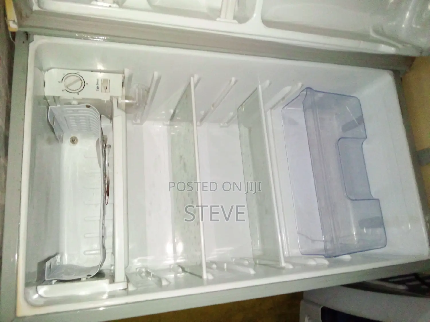 RAMTONS 90ltr Energy Saver, Glass Shelves,Mint Condition