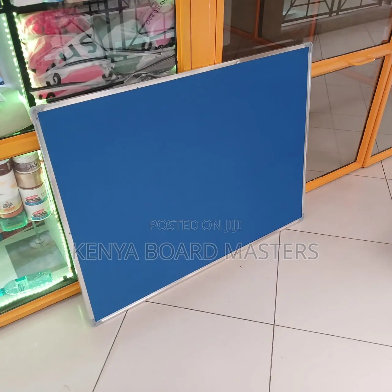 Noticeboards, Noticeboards√ Noticeboards√Noticeboards