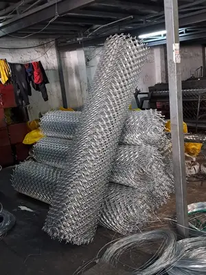 Quality Heavy Duty CHAINLINK Fencing 10g 80×80 7fts