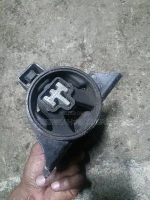 Nissan Dayz Engine Mounting