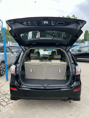 Experience the Black 2017 Toyota Wish: Style and Comfort
