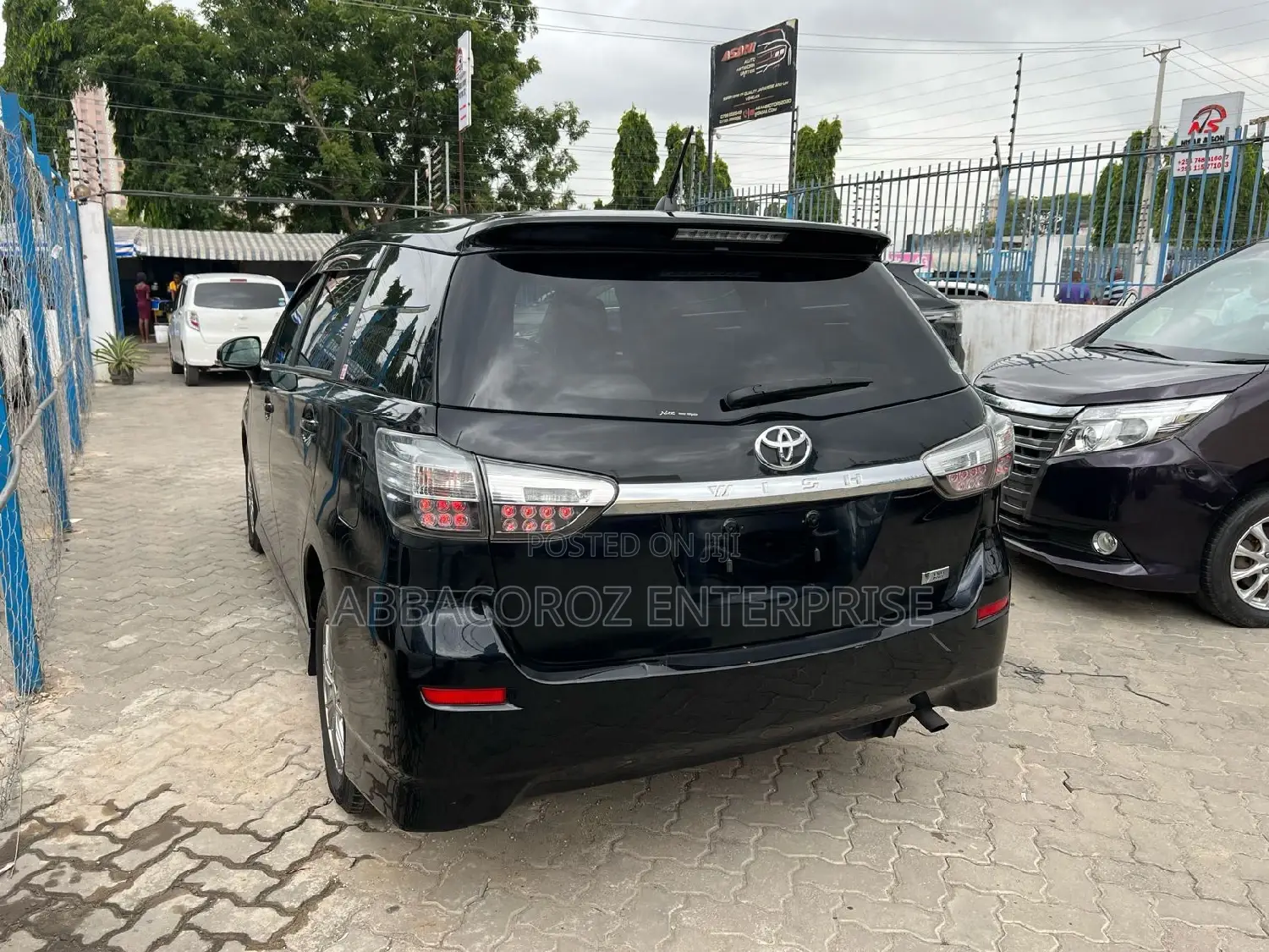 Toyota Wish 2017 Black