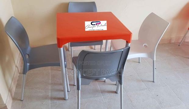 4 Seater Armless Metal Tubing Legs Chair Square Table Set.