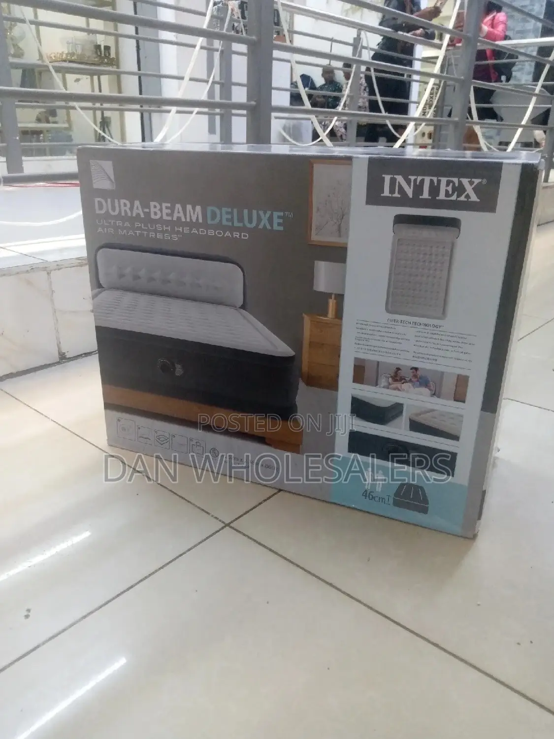 Intex Dura Beam Super Airbed With Inbuilt Electric Pump