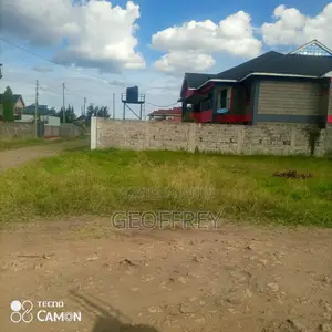 Selling 40x80 Acre Plot in Utawala Airways