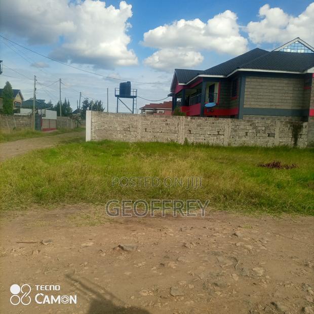 Selling 40x80 Acre Plot in Utawala Airways