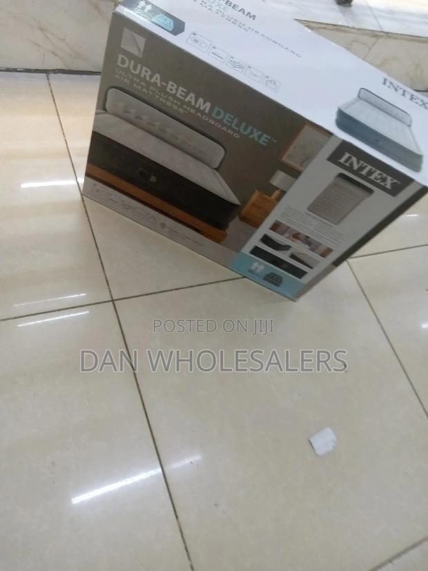 Intex Dura Super Nice Airbed With Inbuilt Electric Pump