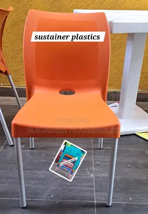 Nice Orange Armless Plastic Chairs With Metallic Legs