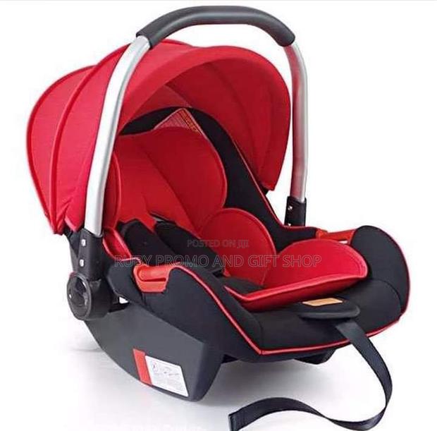 Baby Car Seat/Carry Cot - main view