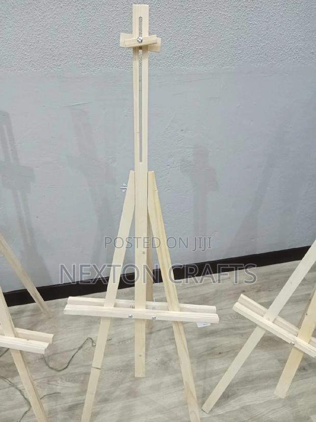 Easel Stands, Picture Stands Available - main view