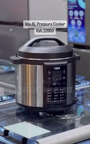 Von Hotpoint Pressure Cooker 1000W - 6L