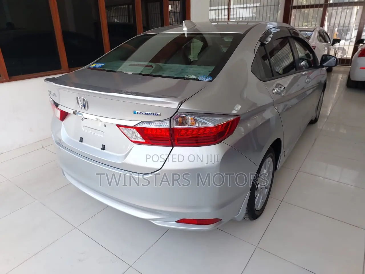Honda Grace 1.5 Hybrid FWD 2017 Silver