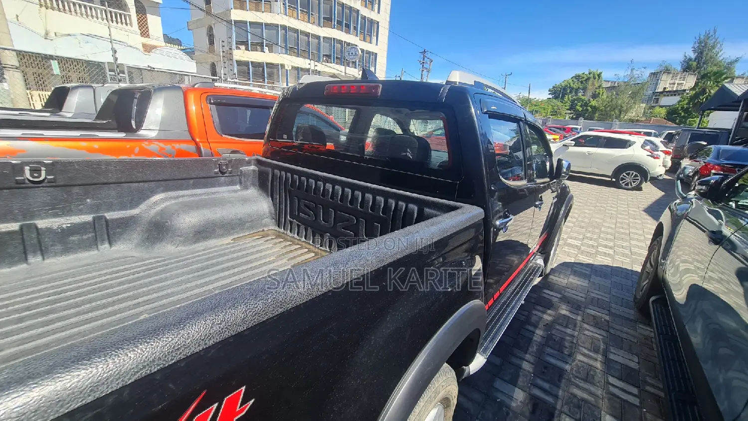 Isuzu D-MAX 2017 Gray
