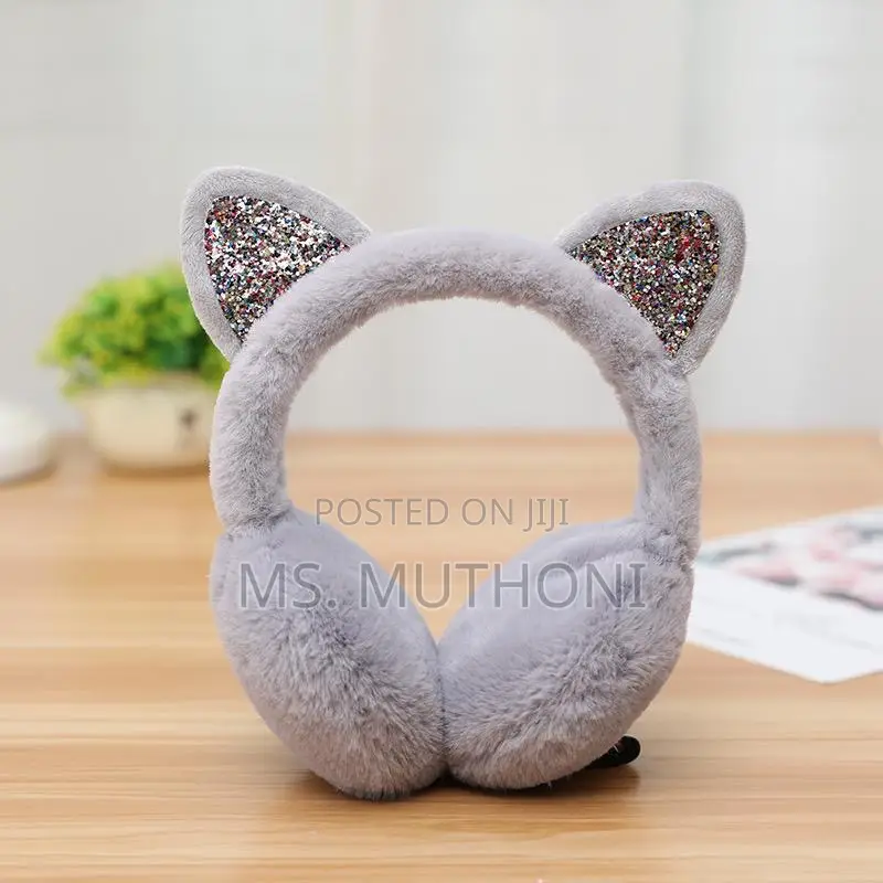 *Cute Cat Plush Fur Earmuff  Excellent Quality *