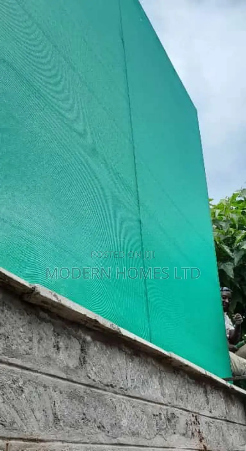 Innovative Opaque Wall Privacy Shade Screen