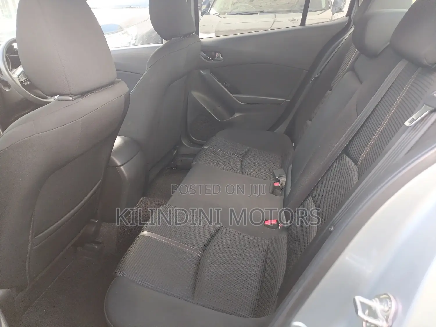 Mazda Axela 2017 Silver