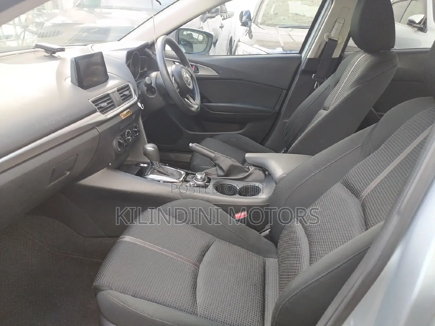 Mazda Axela 2017 Silver