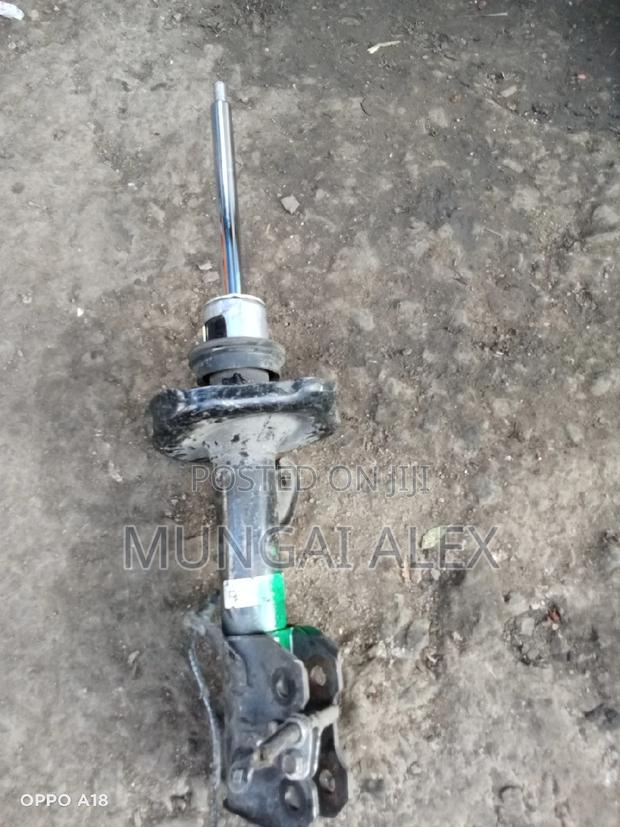 Honda Stream Shock - thumbnail 4