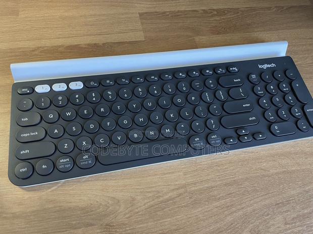 Logitech K780 Multi-device Wireless Keyboard - main view