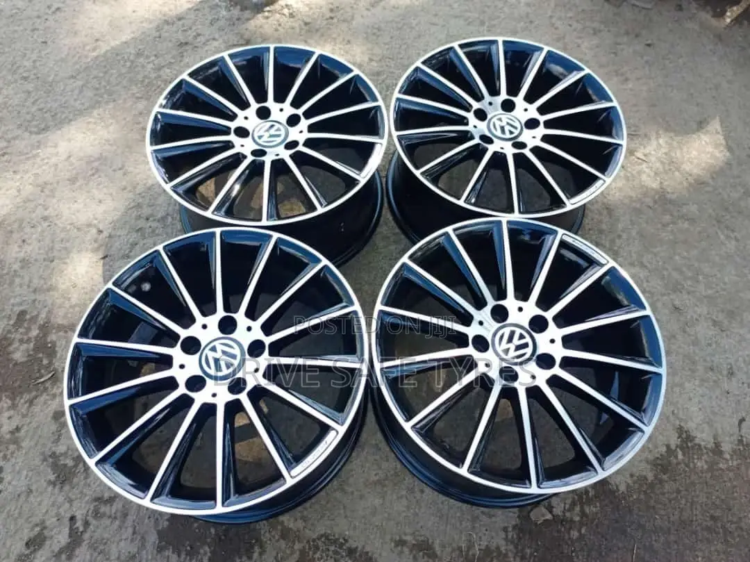 17 Inch Mercedes Benzoyl Original Rims Set