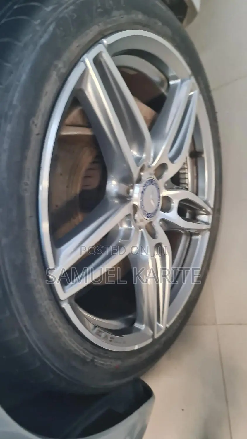 Mercedes-Benz E200 2017 Silver