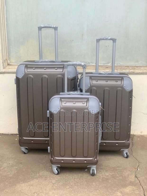 Suitcase, 3 in 1 26 Inch 3 in 1 Laxurious Fibre Suitcase
