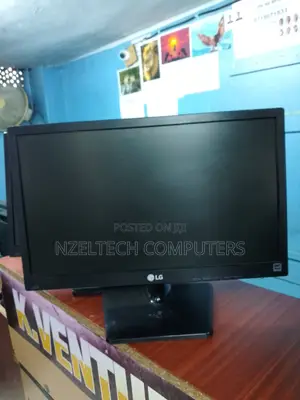 LG Monitors 19inchs