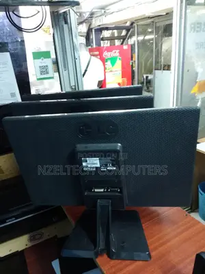 LG Monitors 19inchs