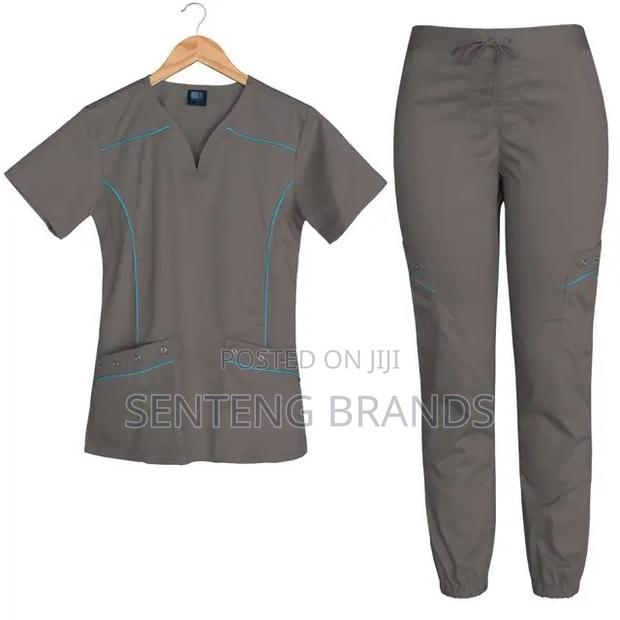 Nurses Uniforms - thumbnail 2