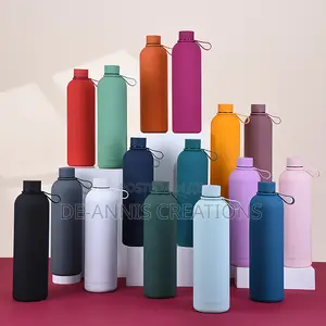 Portable Strap 750ml Skin Feel Thermal Mugs