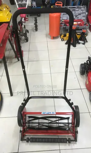 Manual Lawnmower