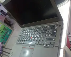 Laptop Lenovo ThinkPad X250 8GB Intel Core I5 SSD 256GB